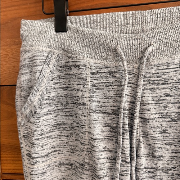 Athleta Pants Womens  Gray Heather Joggers Sweats Athletic Workout Size S - Picture 4 of 7